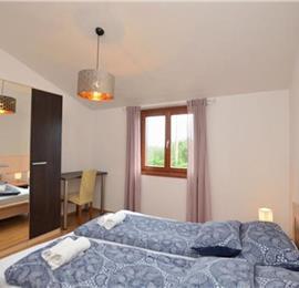 3 bedroom villa with pool near Poreč, sleeps 6